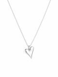 Collar Corazón Plateado Cadena Aguja