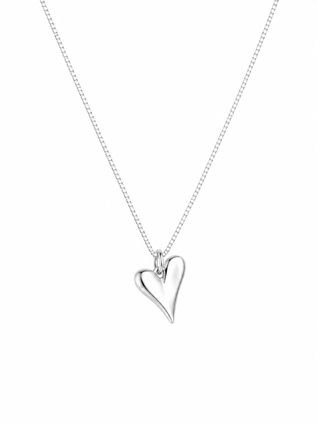 Collar Corazón Plateado Cadena Aguja